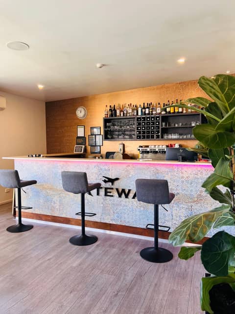 Airport Gateway Hotel — photo 5