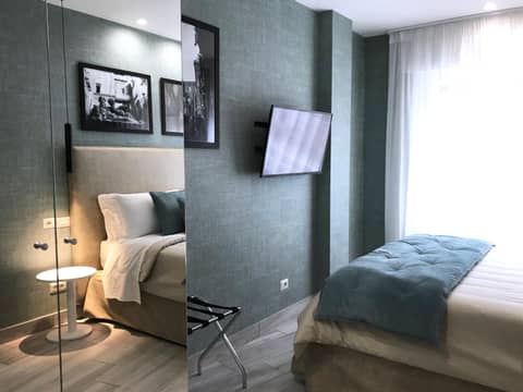 BRAKKO 45 — hotel room
