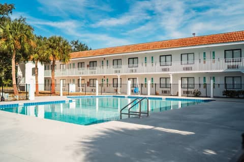 Travelodge by Wyndham Orlando Lake Buena Vista South — photo 8