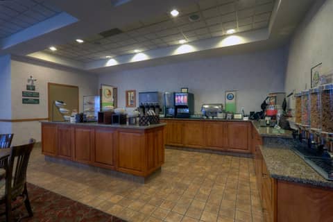 Country Inn & Suites by Radisson, Calgary-Northeast — photo 7
