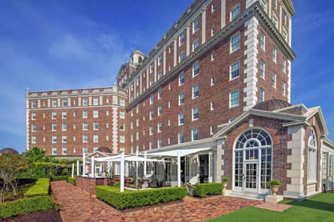 The Historic Cavalier Hotel and Beach Club Autograph Collection — photo 4