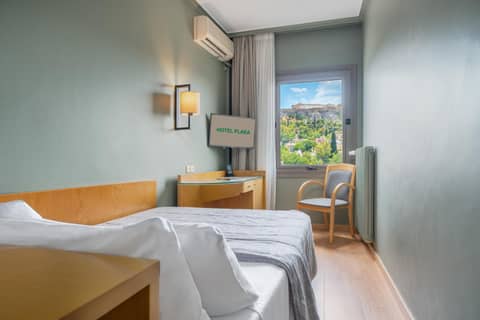 Plaka Hotel — hotel room