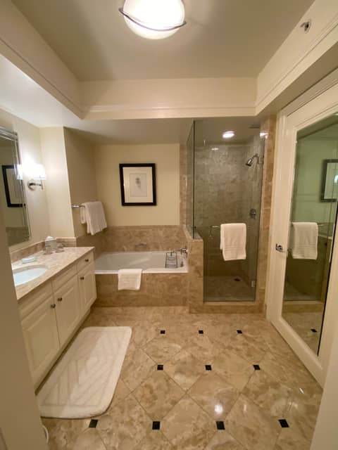 Private condo hotel at Four Seasons Brickell — photo 5
