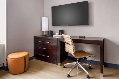 Hampton Inn Times Square Central — photo 8