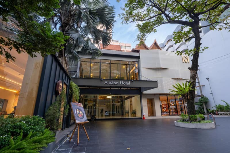Ariston Hotel Bangkok — building