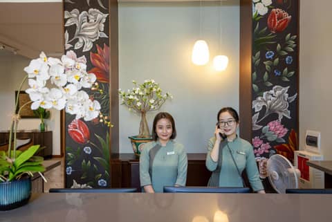 Cozy Danang Boutique Hotel — human