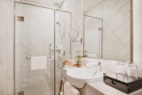 Oakwood Residence Saigon — photo 4