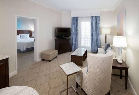 Hampton Inn & Suites South Park at Phillips Place — photo 5
