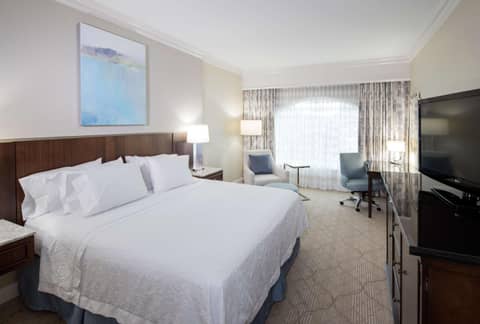 Hampton Inn & Suites South Park at Phillips Place — photo 6
