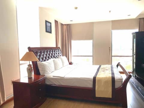 Nhat Linh Hotel & Suites Da Nang — hotel room