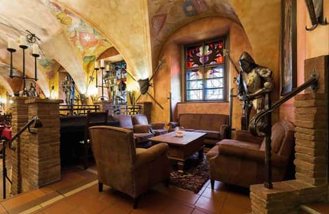 Pytloun Old Armoury Hotel Prague Stará Zbrojnice — photo 4