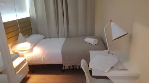 Le Petit Palü-Fuencarral — hotel room