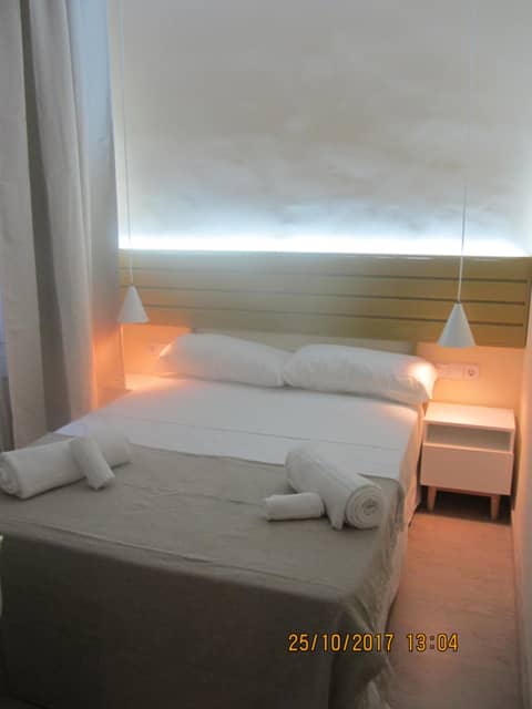 Le Petit Palü-Fuencarral — hotel room