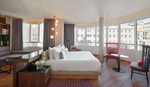 Hyatt Centric Gran Via Madrid — hotel room