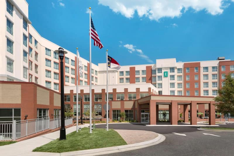 Embassy Suites Charlotte/Ayrsley — building