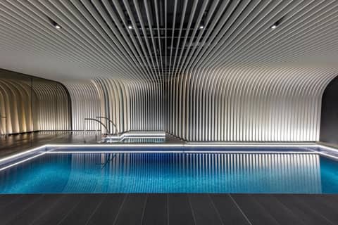 SKYE Suites Sydney — recepcion & lobby