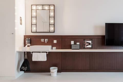 Ruby Molly Hotel Dublin by IHG — photo 2