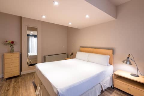 Exe Hotel Colón — hotel room
