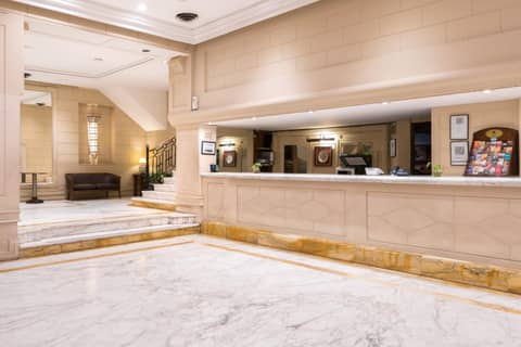 Exe Hotel Colón — recepcion & lobby