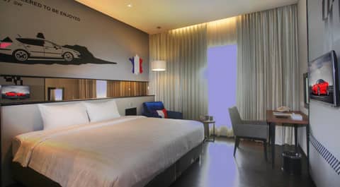 Cabin Hotel — hotel room