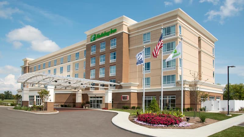Holiday Inn Indianapolis Airport by IHG — building