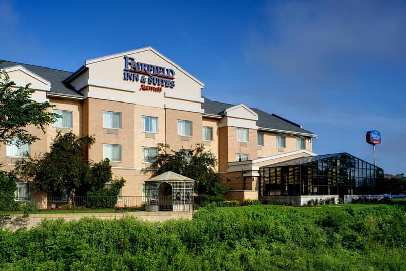 Fairfield Inn & Suites Indianapolis East — building