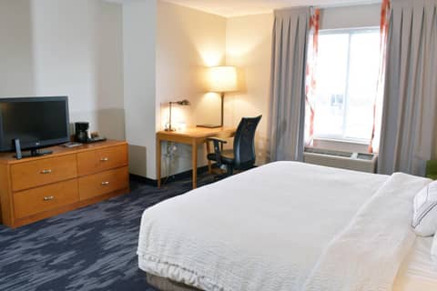 Fairfield Inn & Suites Indianapolis East — photo 5