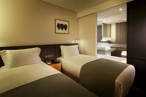 Shilla Stay Gwanghwamun Myeongdong — hotel room