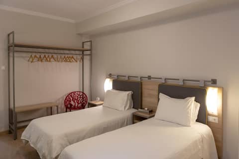 Pan Hotel — bedroom