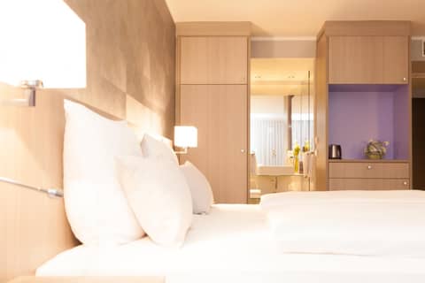 relexa hotel München — hotel room