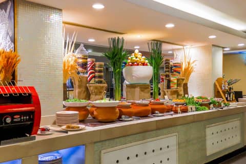 Eastin Grand Hotel Saigon — photo 2