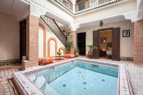 Riad Salman — recepcion & lobby