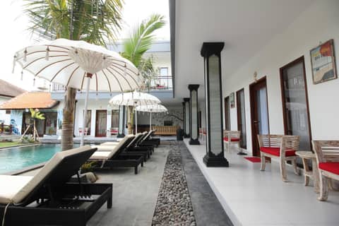 Surf Lodge Canggu — recepcion & lobby
