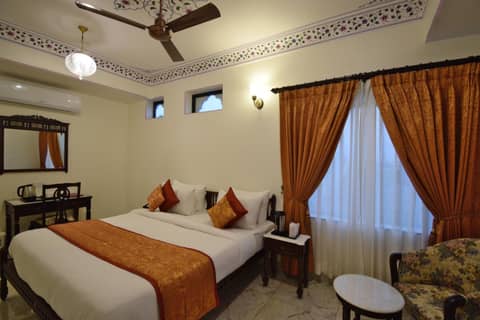 Umaid Residency - A Regal Heritage Home — photo 9