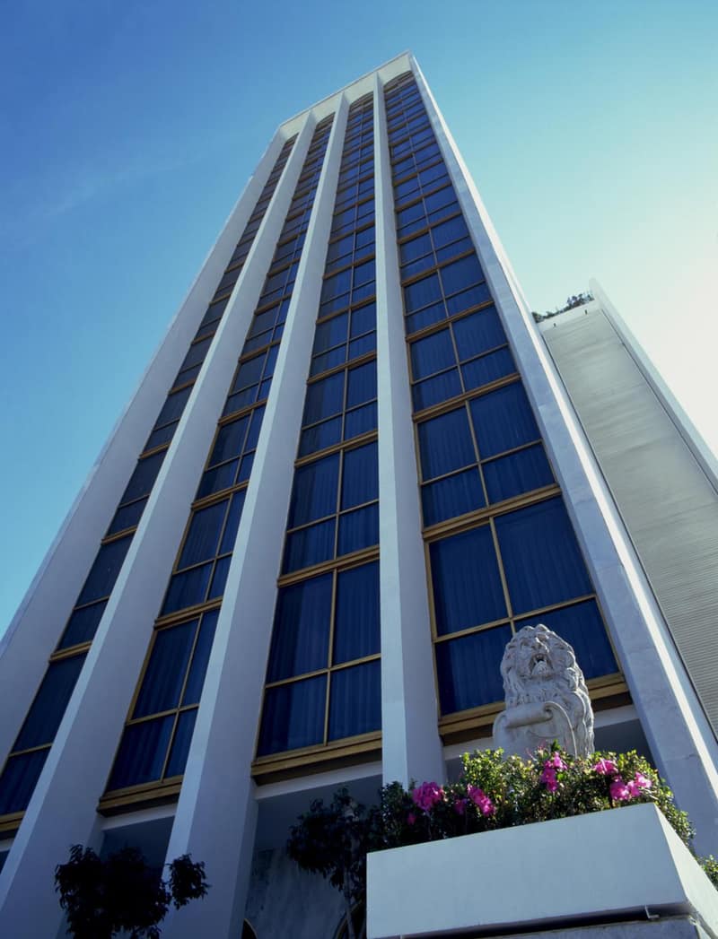 Hotel Suites Bernini — building