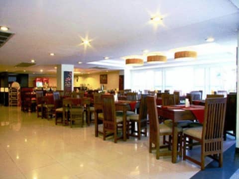 Tanawit Hotel & Spa — dining