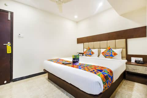 FabHotel Crown Suites - Nr Sony Signals — photo 8