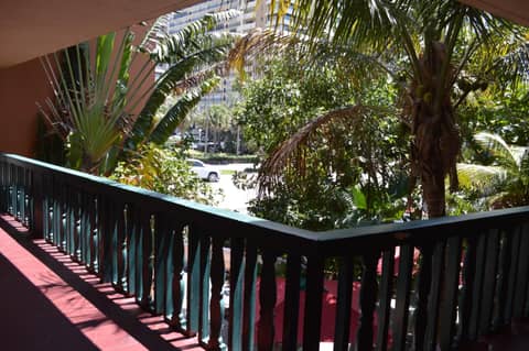 Ft. Lauderdale Beach Resort Hotel — photo 9