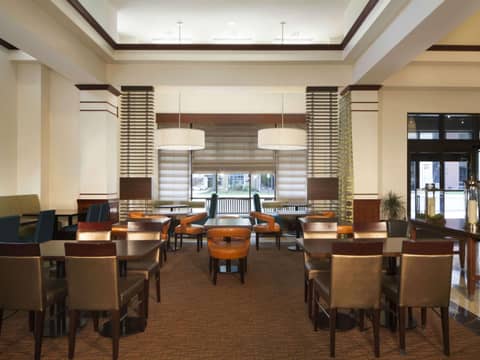 Hilton Garden Inn Virginia Beach Town Center — photo 6