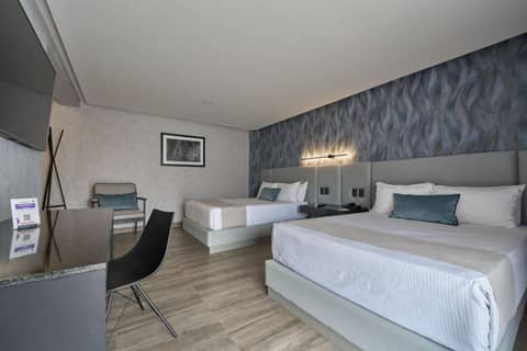 Hotel Estancia Business Class — bedroom