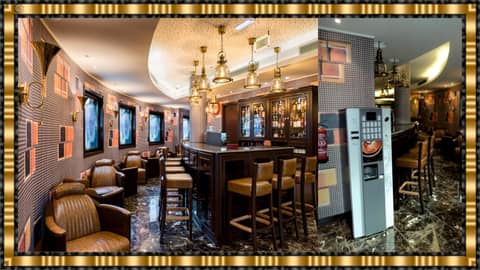 Hotel Jaguar Oporto - is Near the Metro has Free Parking and a Free Shuttle Service between the Airport and the Hotel from 7AM to 8PM — lounge