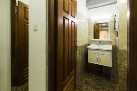 Metro Port City Hotel — photo 4