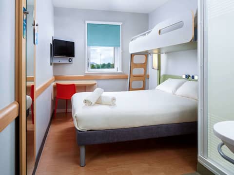 ibis budget Edinburgh Park — photo 9