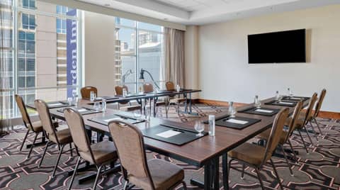 Home2 Suites By Hilton Chicago McCormick Place — meeting & event spaces