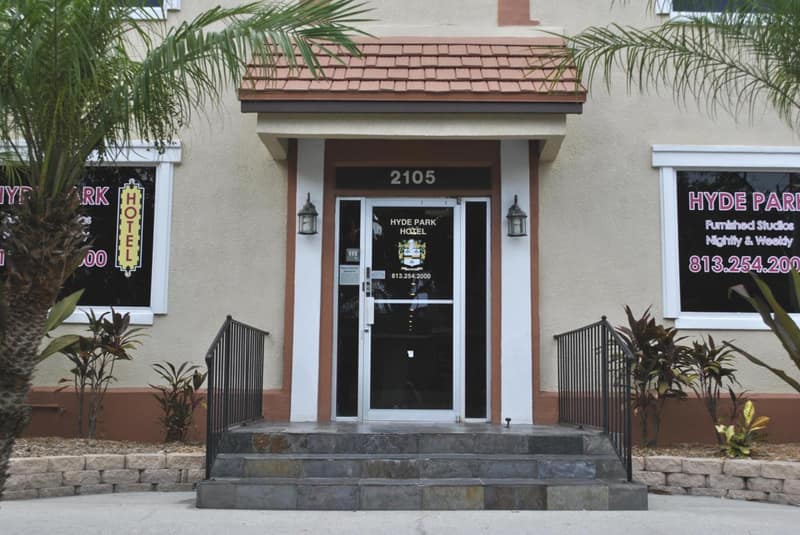 Hyde Park Hotel — building