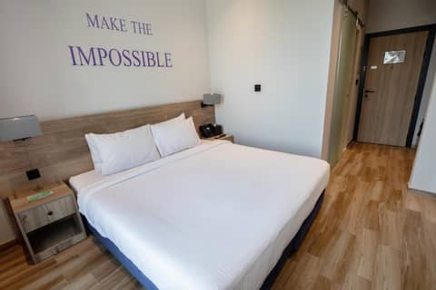 Kingsgate Canal Hotel by Millennium — photo 5