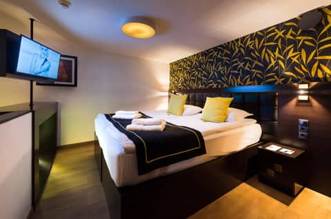 Opera Garden Hotel & Apartments — photo 4