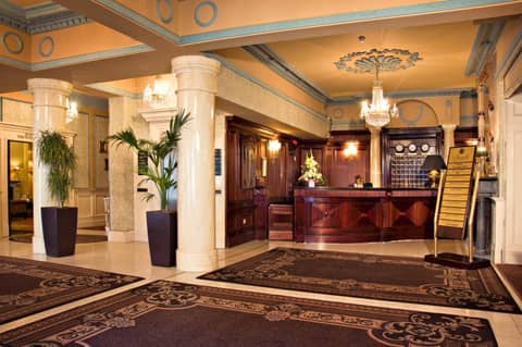 Buswells Hotel — photo 8