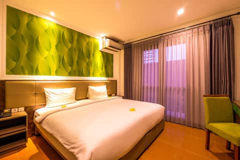 Papillon Echo Beach — hotel room