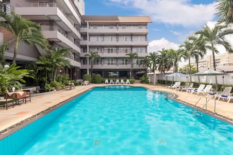 The Holiday Resort Pattaya — recepcion & lobby